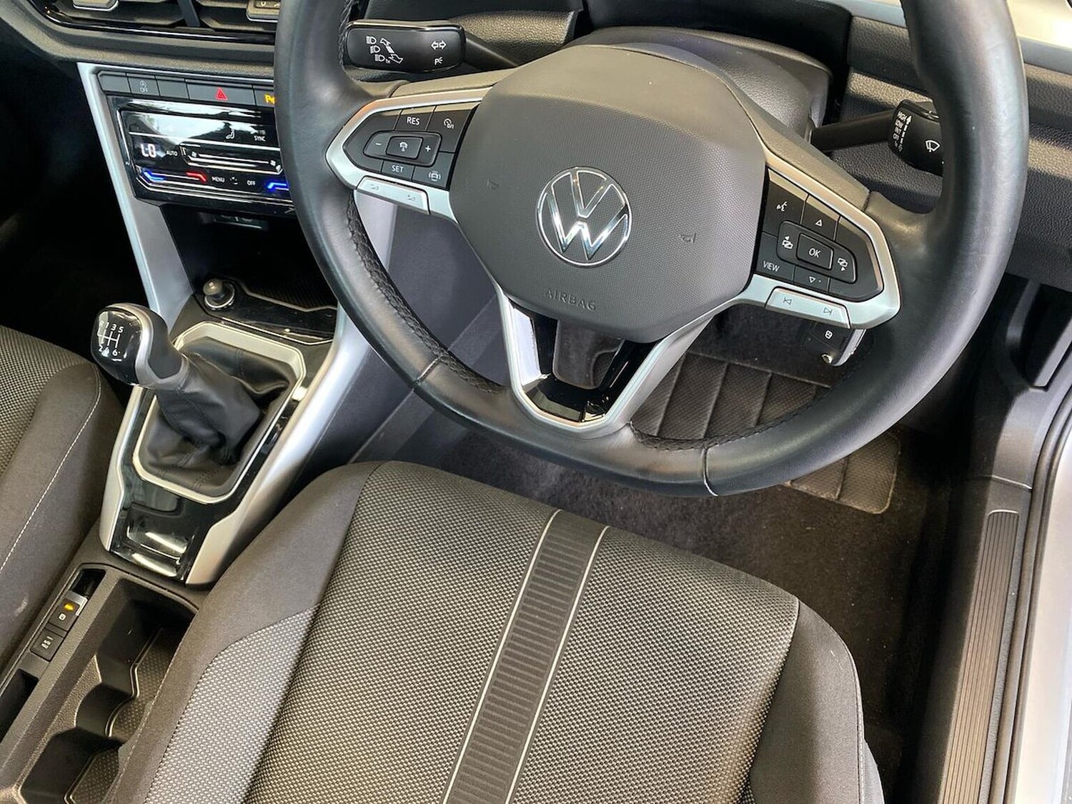 Used Volkswagen T-Roc 2022 for sale - 76017884: Photo 27