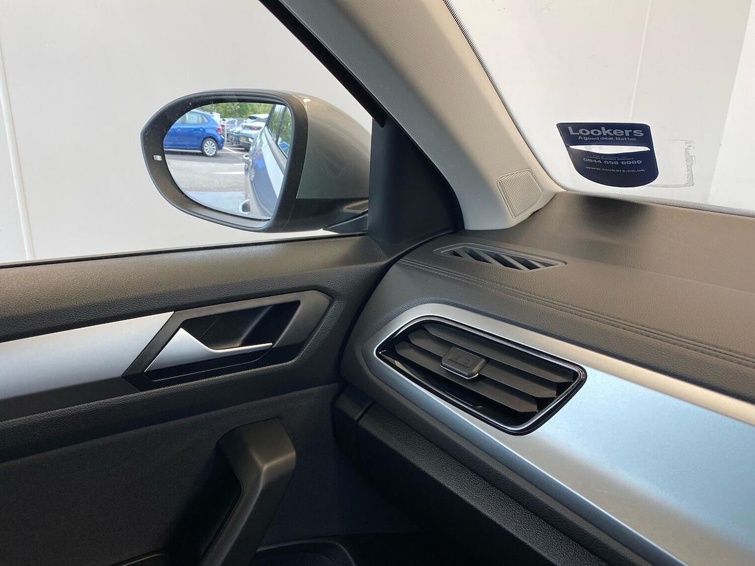 Used Volkswagen T-Roc 2022 for sale - 76017884: Photo 31
