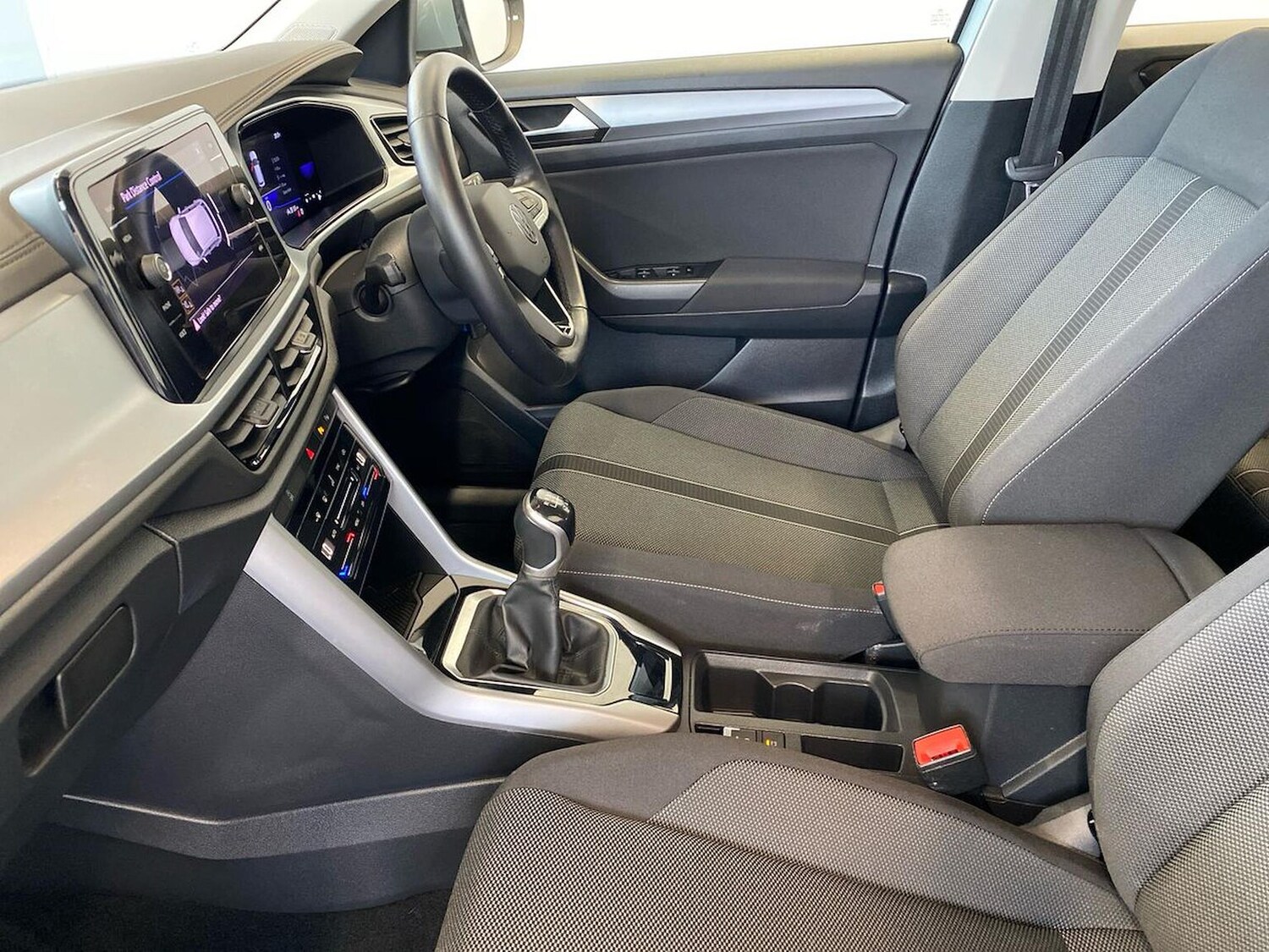 Used Volkswagen T-Roc 2022 for sale - 76017884: Photo 40