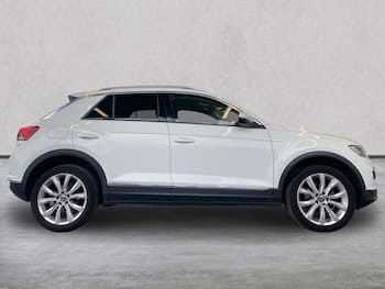 Used Volkswagen T-Roc 2021 for sale - 79703735: Photo