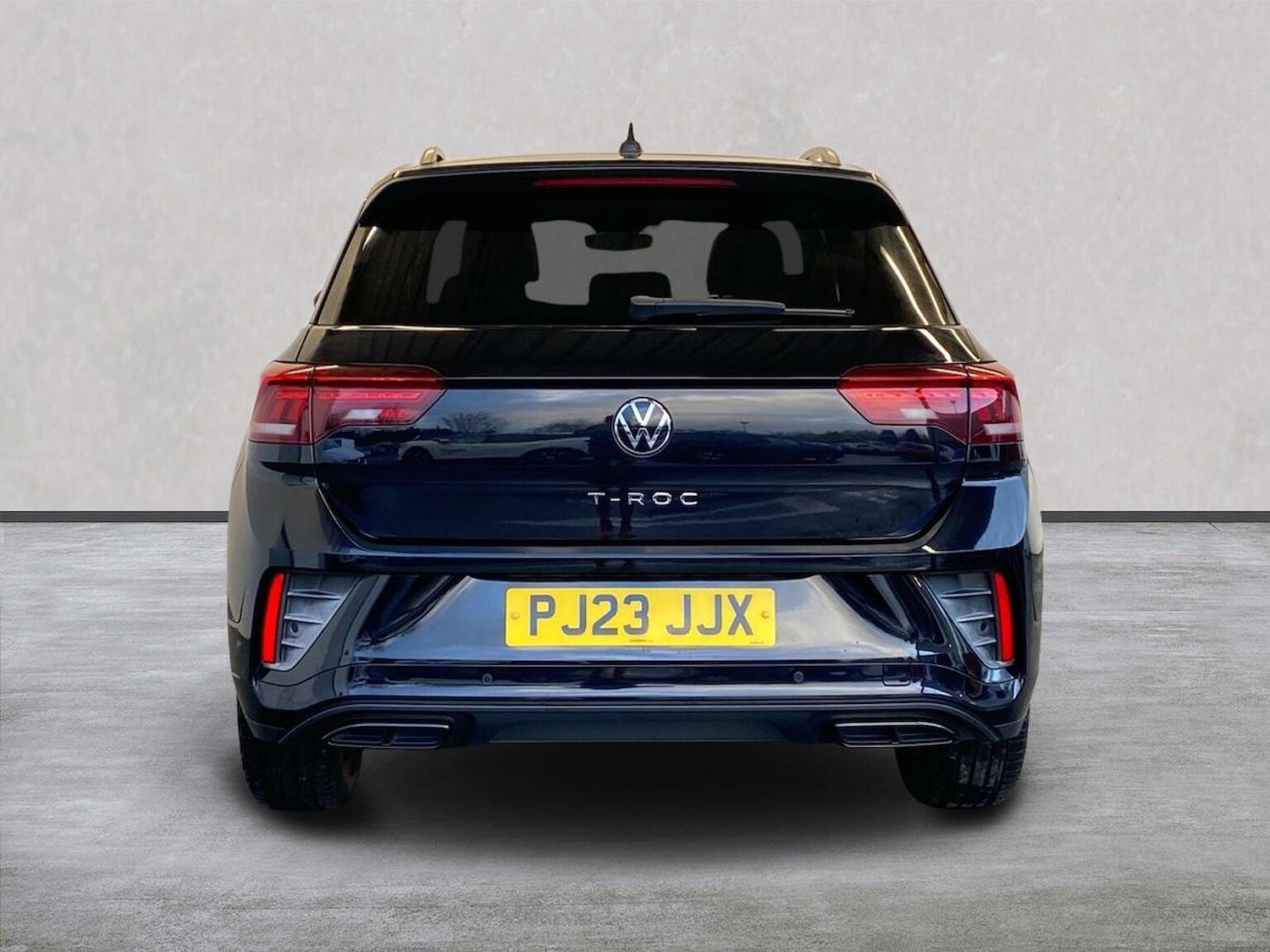 Used Volkswagen T-Roc 2023 for sale - 76699514: Photo 4