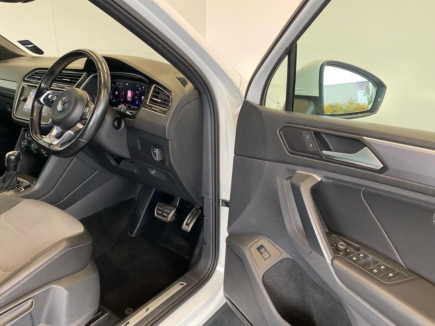 Used Volkswagen Tiguan 2019 for sale - 76275176: Photo 21