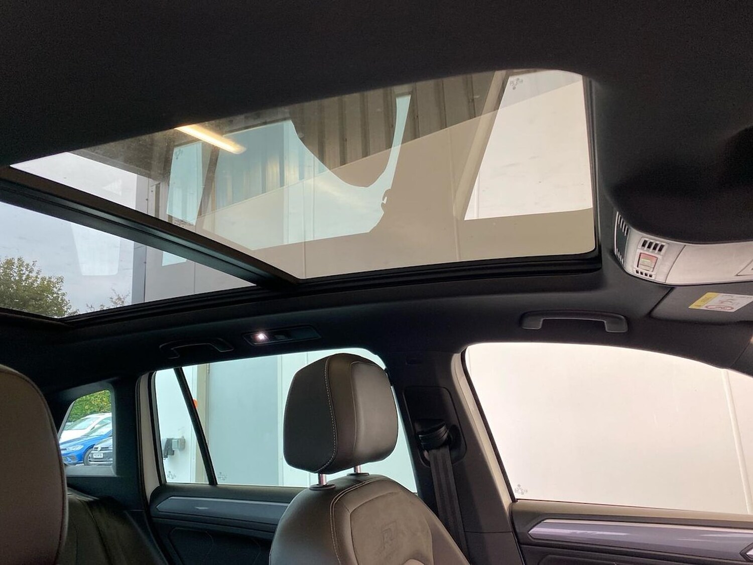 Used Volkswagen Tiguan 2019 for sale - 76275176: Photo 32