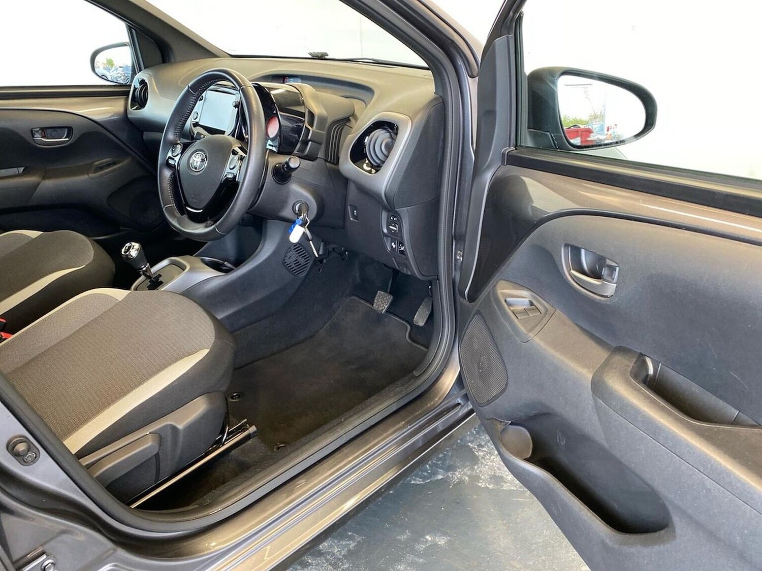 Used Toyota AYGO 2021 for sale - 77578787: Photo 21