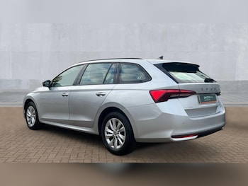 Used Skoda Octavia 2024 for sale - 76203810: Photo