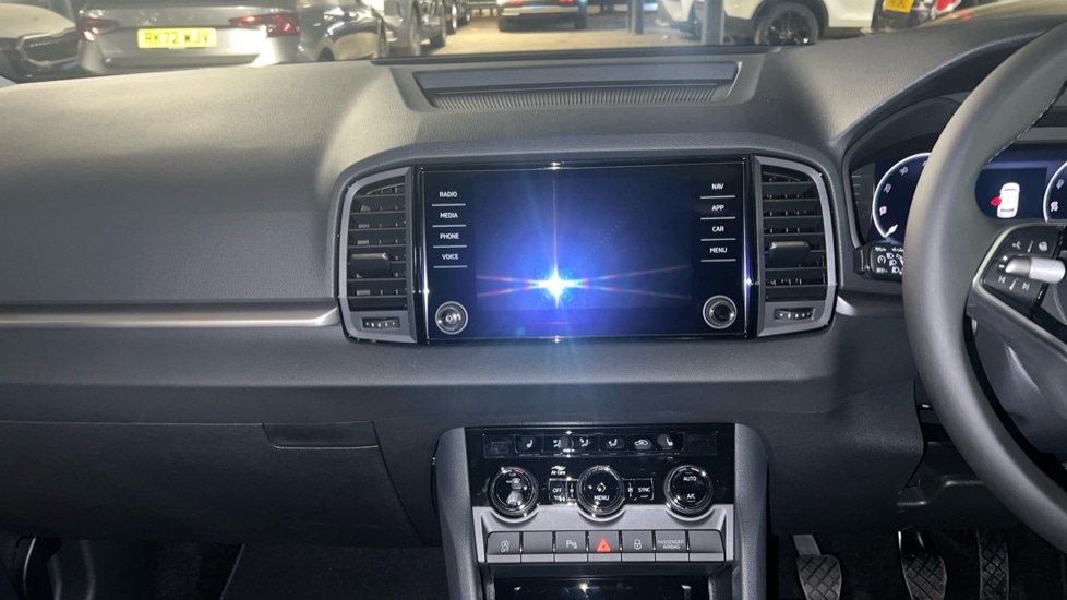 Used Skoda Karoq 2025 for sale - 76868325: Photo 12