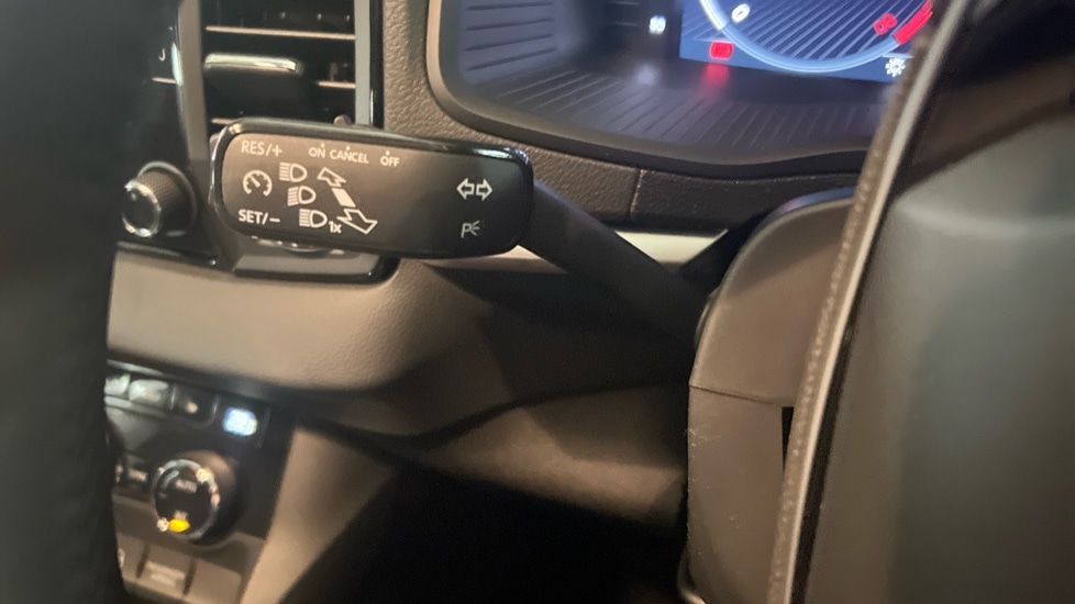 Used Skoda Karoq 2025 for sale - 76868325: Photo 25