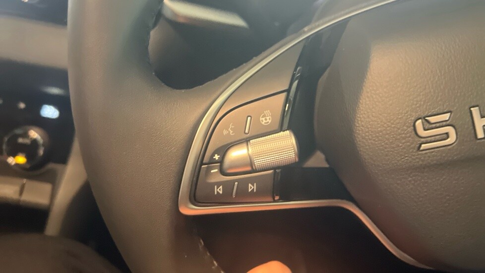 Used Skoda Karoq 2025 for sale - 76868325: Photo 32