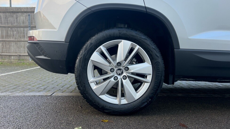 Used Skoda Karoq 2025 for sale - 76868325: Photo 5