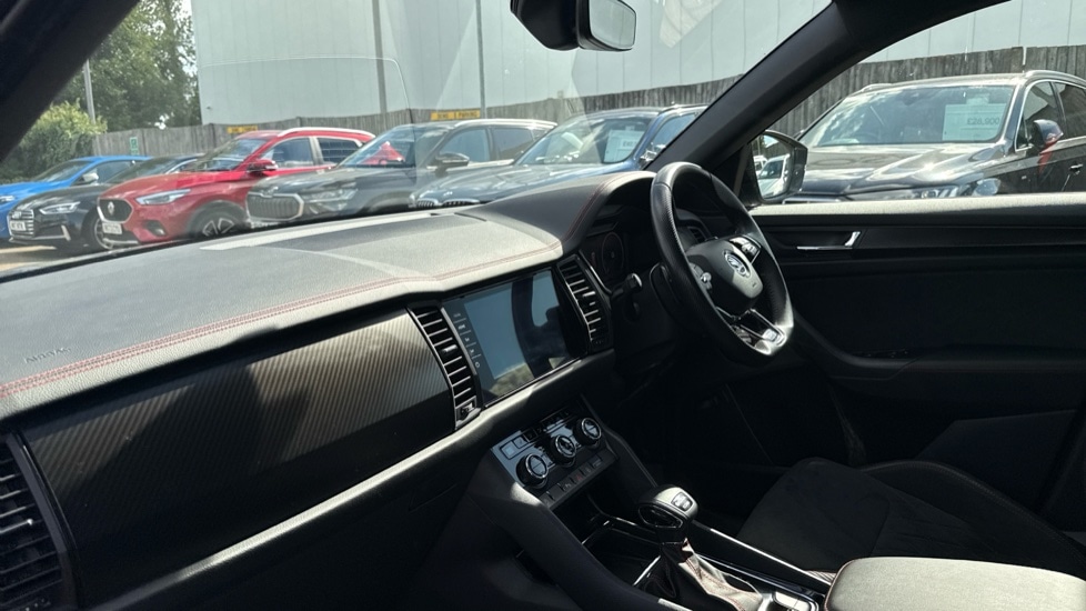 Used Skoda Kodiaq 2023 for sale - 76458733: Photo 2