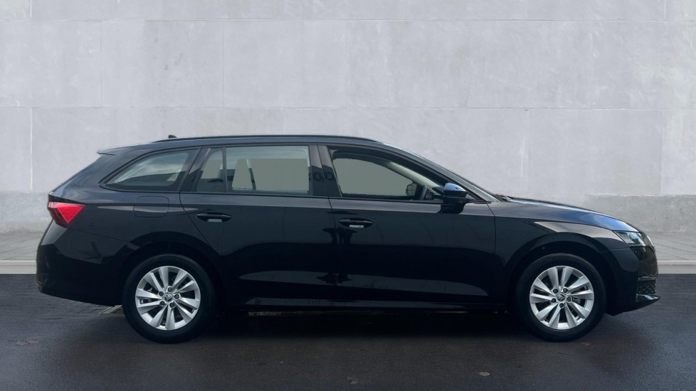 Used Skoda Octavia 2024 for sale - 76873609: Photo 4