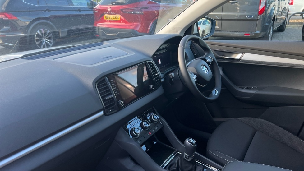 Used Skoda Karoq 2024 for sale - 76062002: Photo 2
