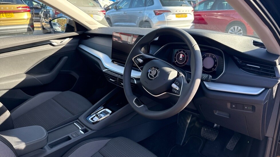 Used Skoda Octavia 2024 for sale - 75929799: Photo 6