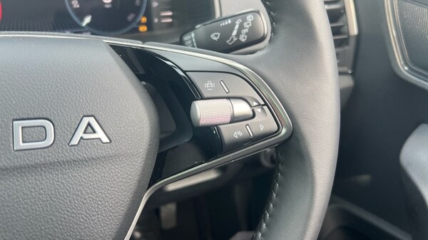 Used Skoda Karoq 2025 for sale - 75641078: Photo 22