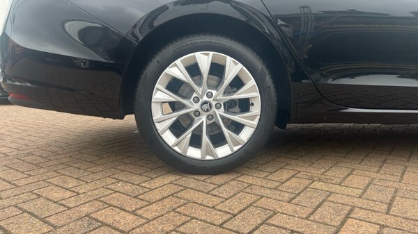 Used Skoda Superb 2025 for sale - 75467860: Photo 19