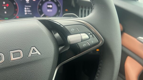 Used Skoda Superb 2025 for sale - 75467860: Photo 22