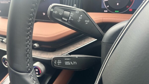 Used Skoda Superb 2025 for sale - 75467860: Photo 25