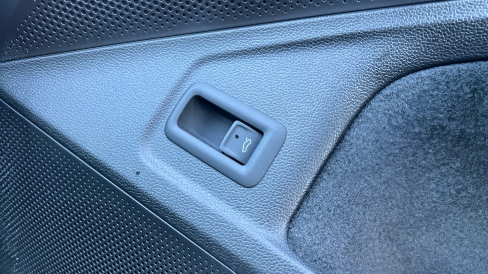 Used Skoda Superb 2025 for sale - 76868395: Photo 40