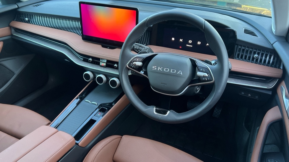 Used Skoda Superb 2025 for sale - 76868395: Photo 6