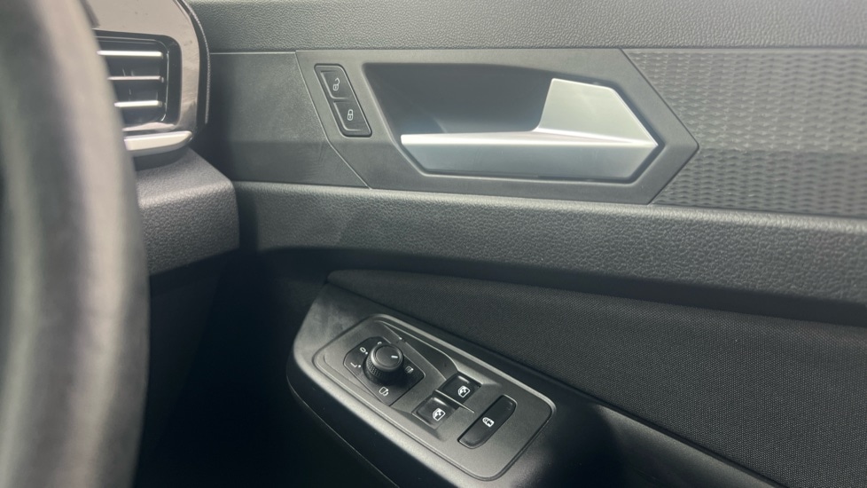 Used Ford Tourneo Connect 2023 for sale - 76959962: Photo 30