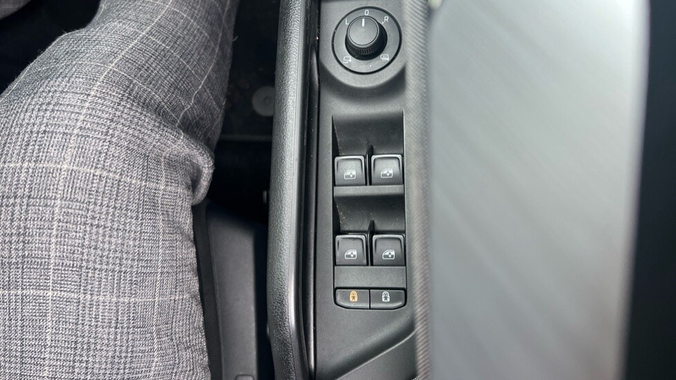 Used Skoda Enyaq 2024 for sale - 76873498: Photo 39