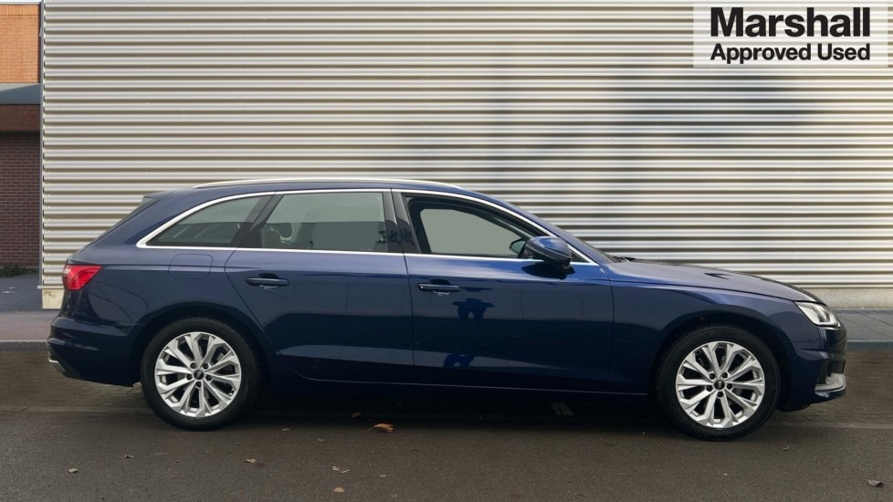 Used Audi A4 2021 for sale - 77060626: Photo 2