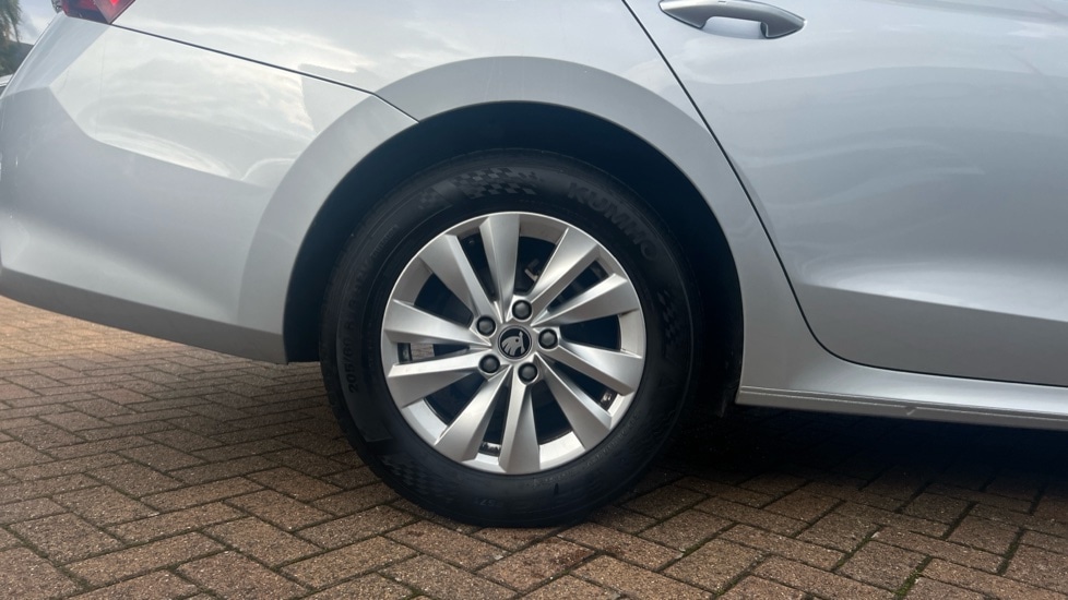 Used Skoda Octavia 2025 for sale - 76869724: Photo 5