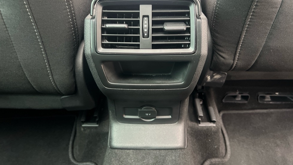 Used Skoda Karoq 2024 for sale - 76873028: Photo 30