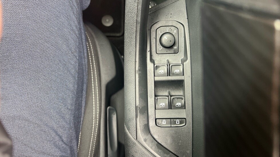 Used Skoda Karoq 2024 for sale - 76873028: Photo 31