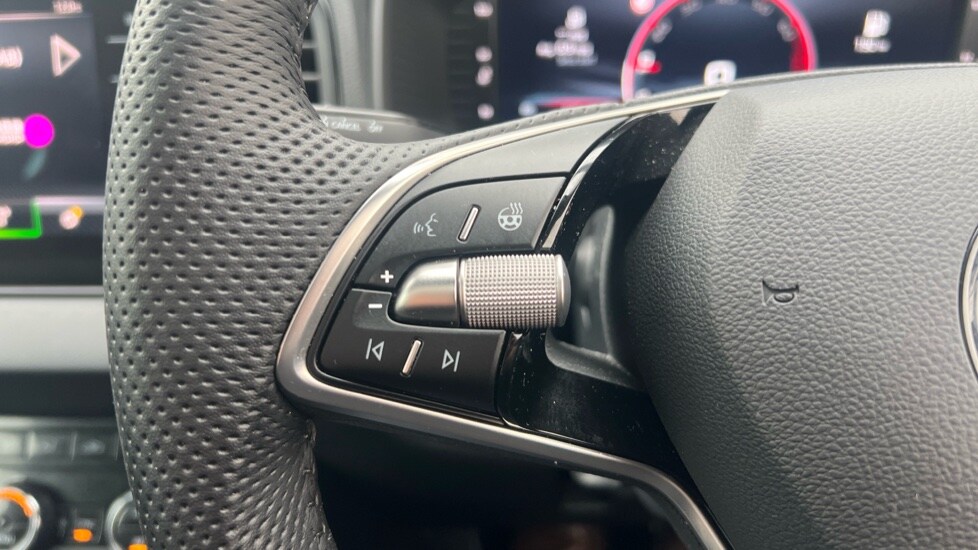 Used Skoda Karoq 2024 for sale - 76873028: Photo 34