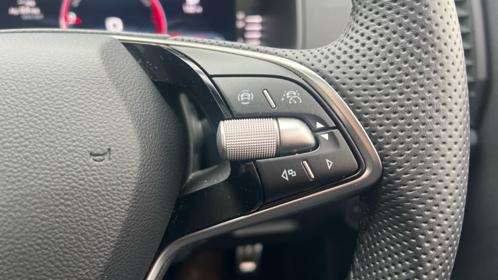 Used Skoda Karoq 2024 for sale - 76873028: Photo 35