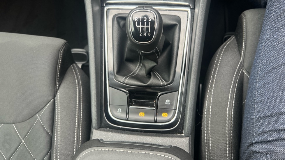 Used Skoda Karoq 2024 for sale - 76873028: Photo 38