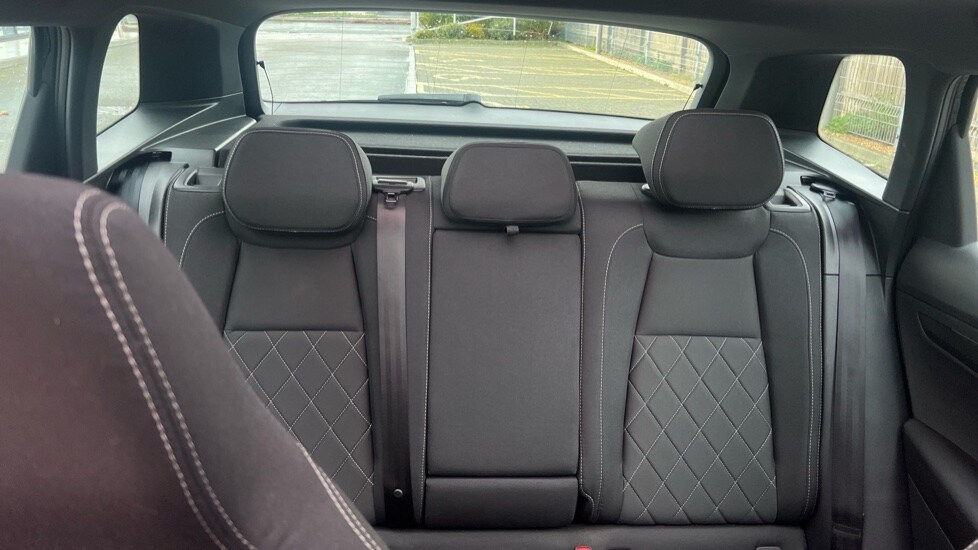 Used Skoda Karoq 2024 for sale - 76873028: Photo 45