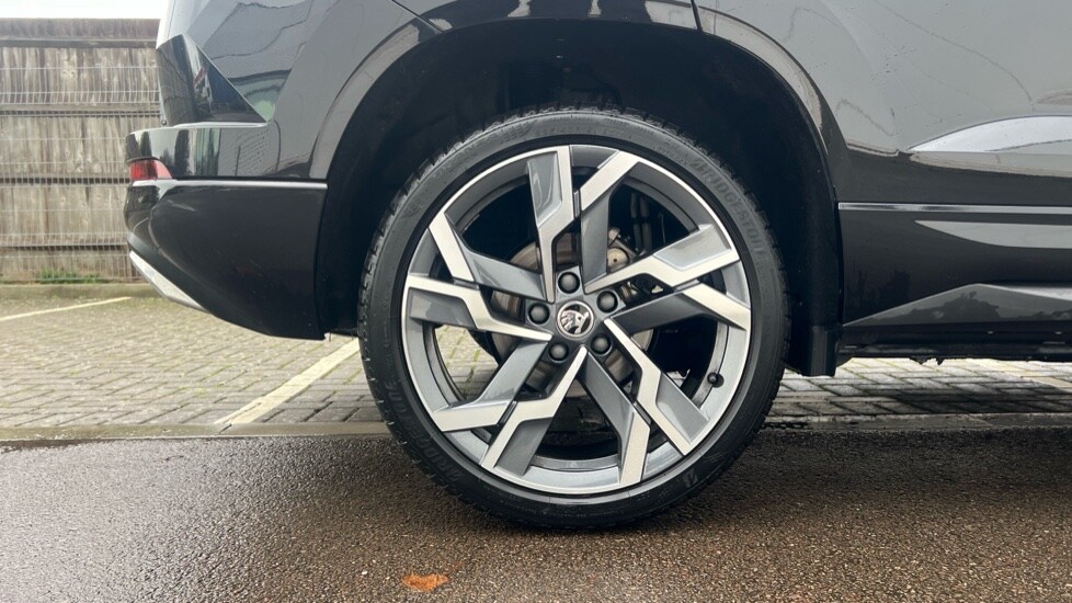 Used Skoda Karoq 2024 for sale - 76873028: Photo 5