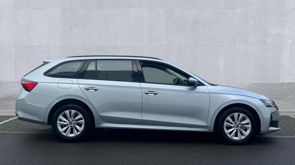 Used Skoda Octavia 2025 for sale - 76872249: Photo 4