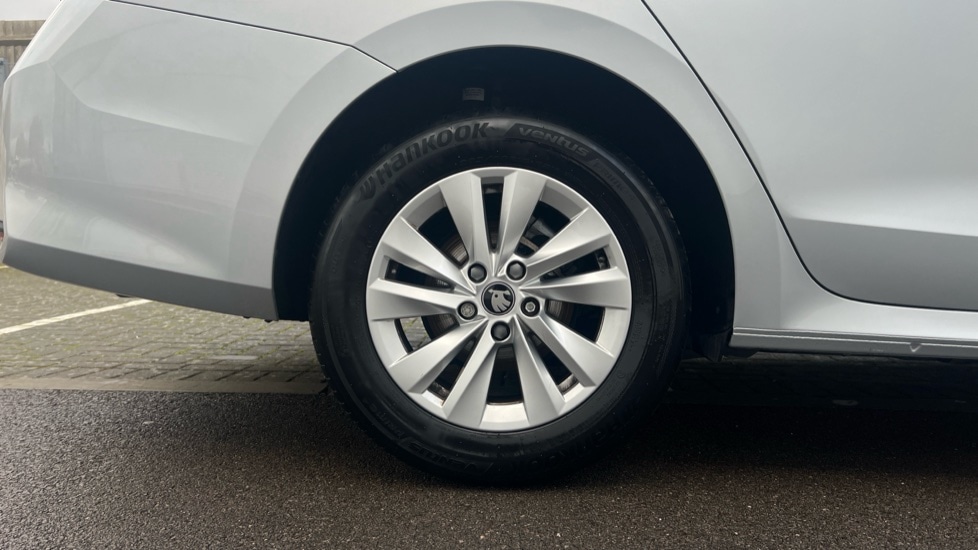 Used Skoda Octavia 2025 for sale - 76872249: Photo 5