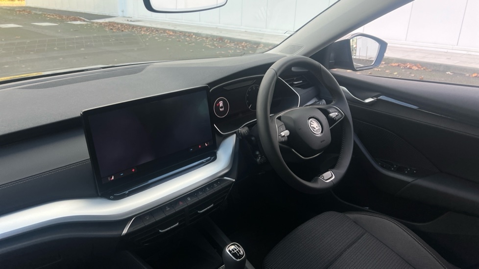 Used Skoda Octavia 2024 for sale - 76597937: Photo 2