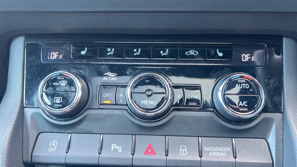 Used Skoda Karoq 2023 for sale - 76873292: Photo 32