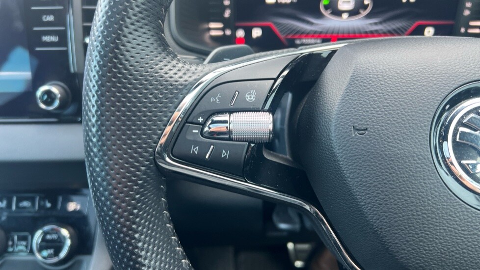 Used Skoda Karoq 2023 for sale - 76873292: Photo 33