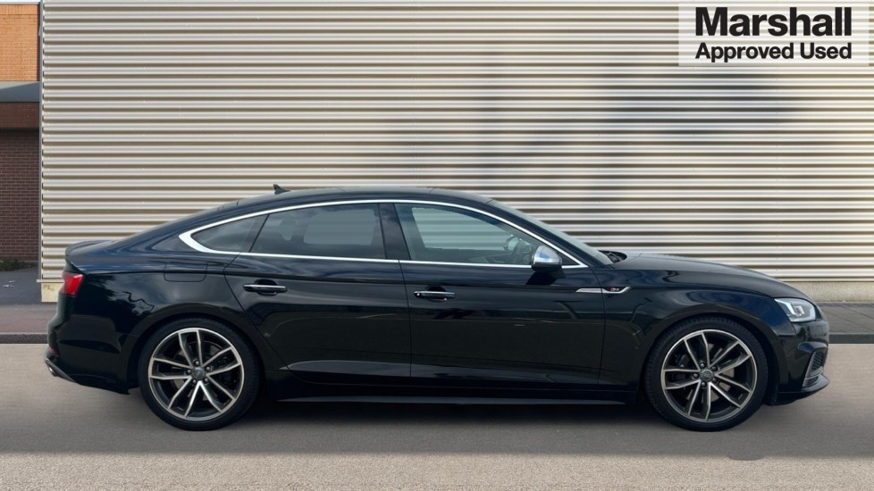 Used Audi A5 2017 for sale - 76014934: Photo 2