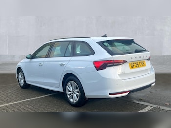 Used Skoda Octavia 2025 for sale - 76745349: Photo