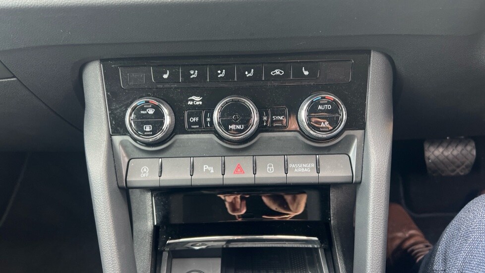 Used Skoda Karoq 2025 for sale - 76523563: Photo 38