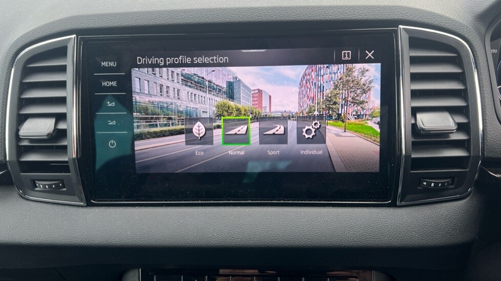 Used Skoda Karoq 2025 for sale - 76523563: Photo 47