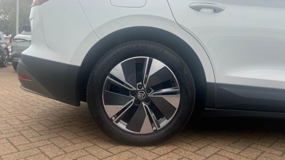 Used Skoda Enyaq 2024 for sale - 76871357: Photo 5