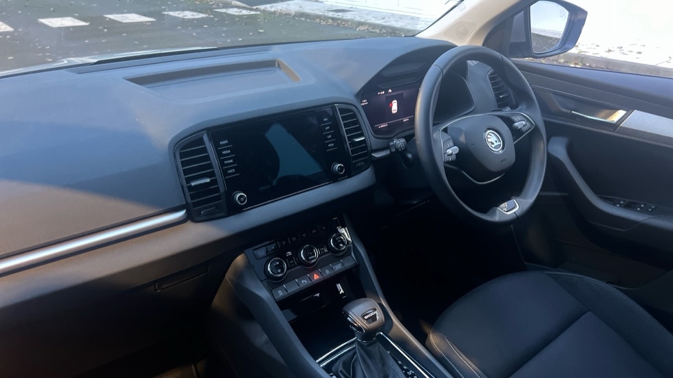 Used Skoda Karoq 2024 for sale - 76874327: Photo 2