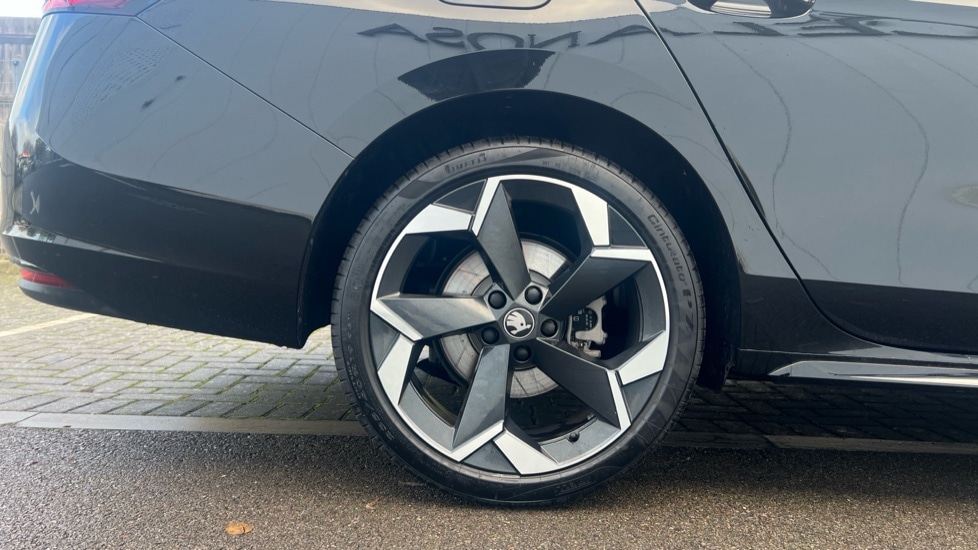 Used Skoda Superb 2025 for sale - 76869305: Photo 5