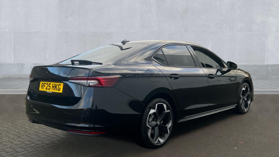 Used Skoda Superb 2025 for sale - 76869305: Photo 8