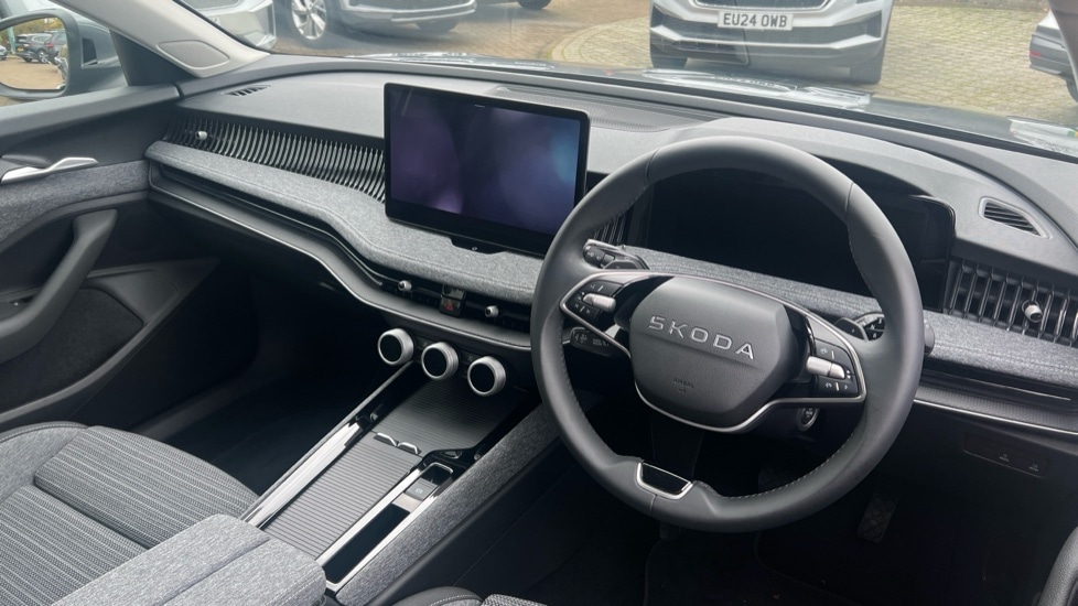 Used Skoda Superb 2025 for sale - 76870230: Photo 6