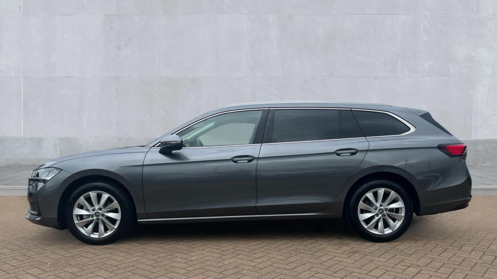 Used Skoda Superb 2025 for sale - 76870230: Photo 9