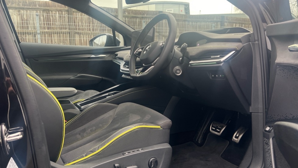 Used Skoda Enyaq 2025 for sale - 76874851: Photo 26